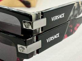 Picture of Versace Sunglasses _SKUfw56601515fw